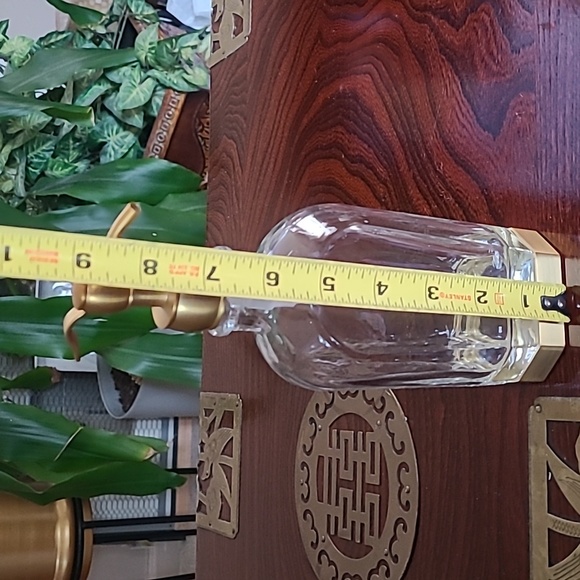 Tahari Oil Can Soap Dispenser - Picture 6 of 6